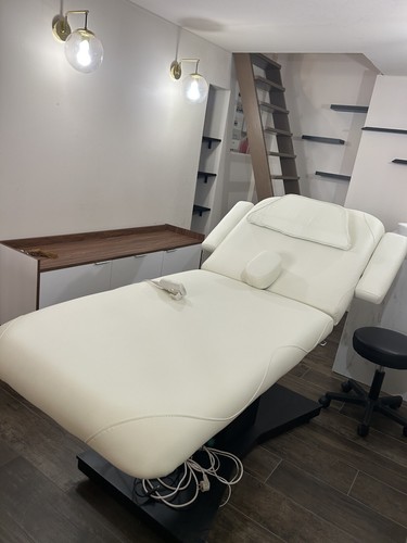 Table massage éstetique - massage,